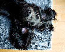 Load image into Gallery viewer, Henry Wag Microfibre Noodle Pet Mat