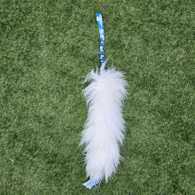 Load image into Gallery viewer, THE EWE BUNGEE SHEEPSKIN TUG