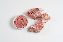 Load image into Gallery viewer, DIY Organic Chicken Carcass Mince (1kg)
