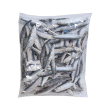 Load image into Gallery viewer, FROZEN SPRATS in resealable zip lock bag 1kg
